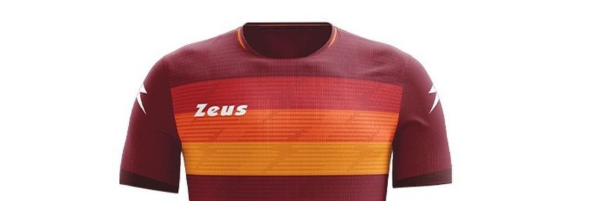 Abbigliamento da lavoro e sportivo personalizzato con logo aziendale